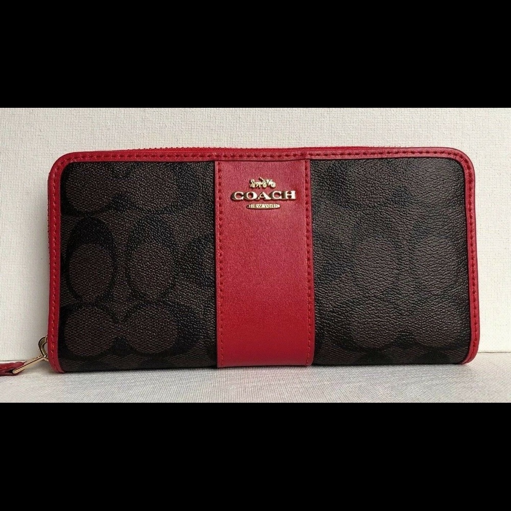 New Coach Signature Accordion Zip Wallet